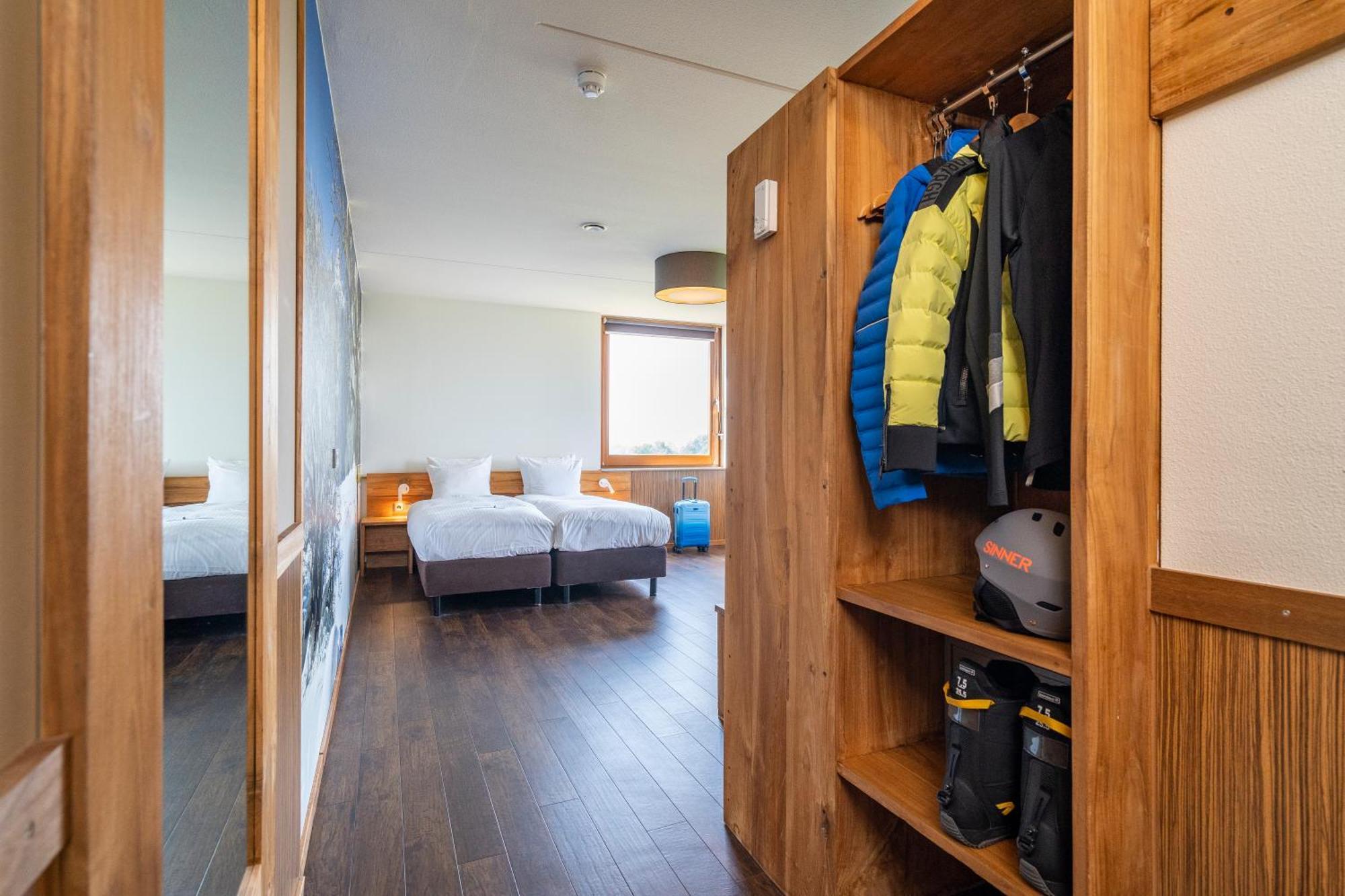 Alpine Snowworld 4*
